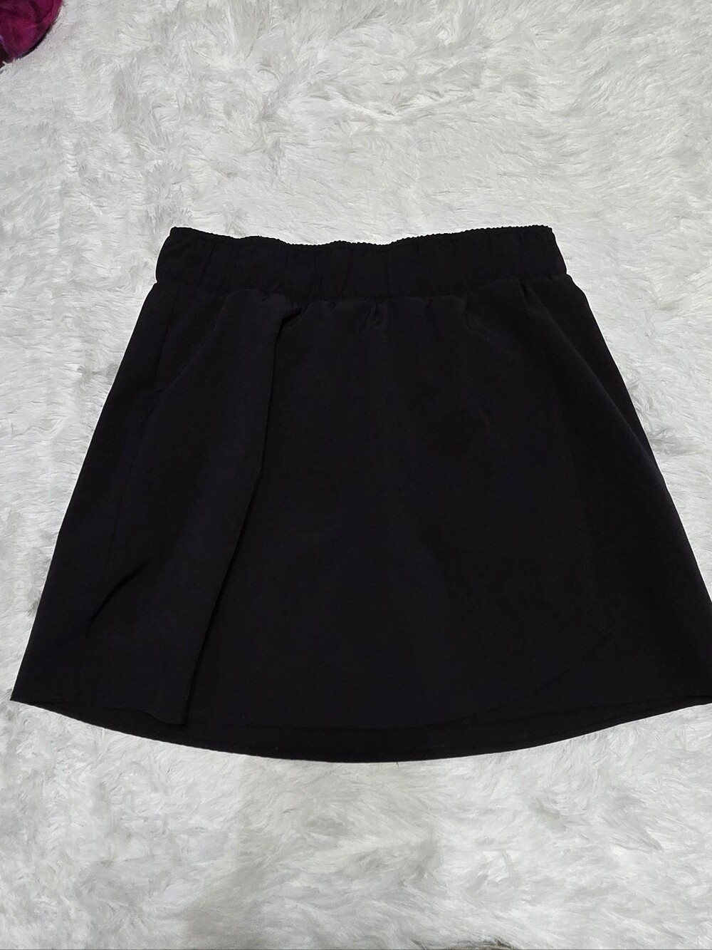 Black Elastic-Waist Skort with Side Pleat